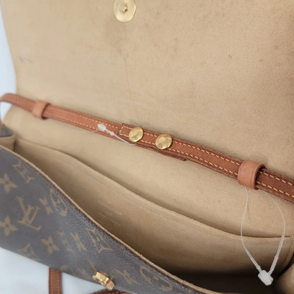 Authentic Louis Vuitton Twin PM Monogram Canvas Crossbody Clutch Bag w/ COA